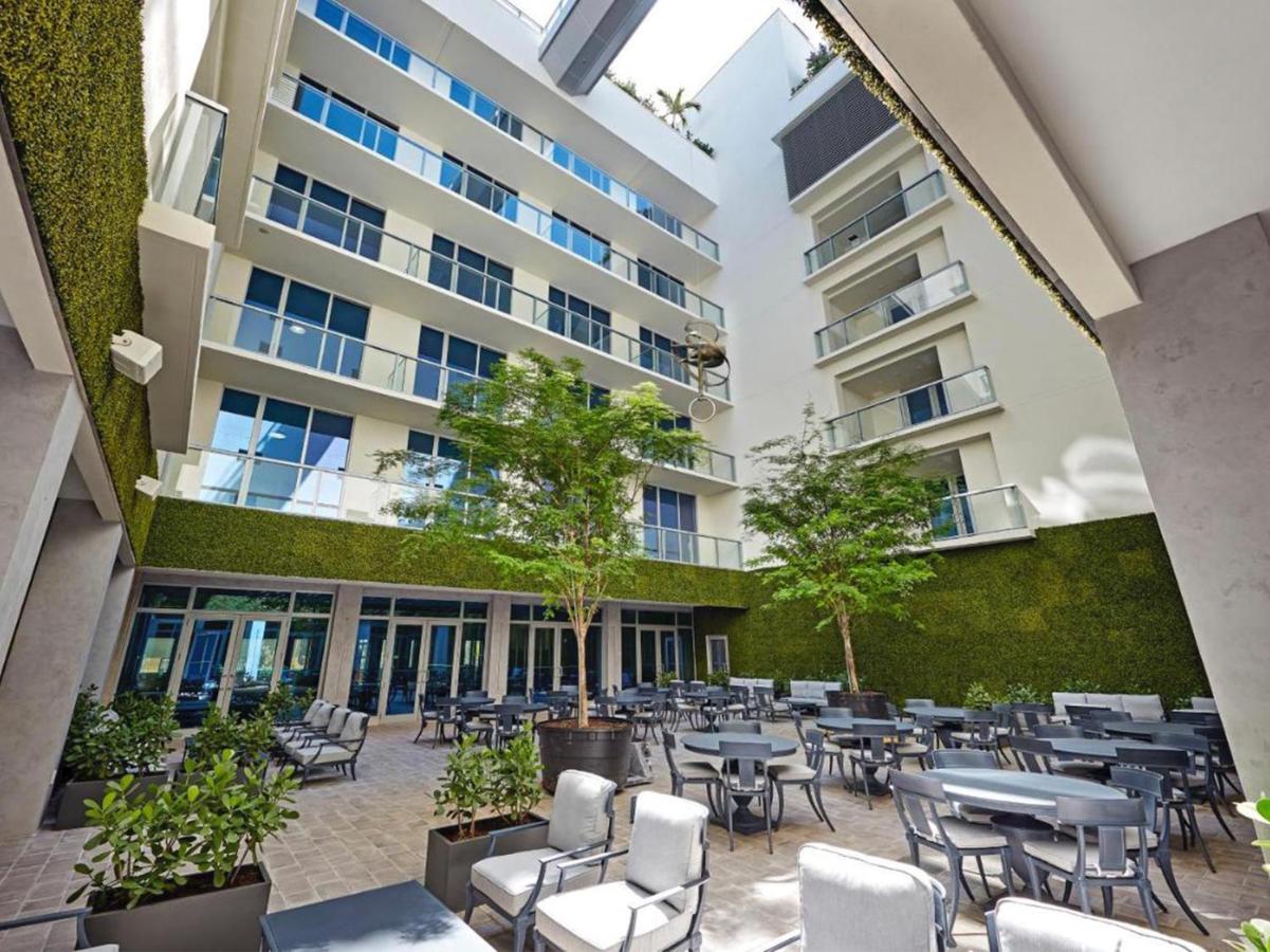 Hollywood Studios Condo Costa Kültér fotó