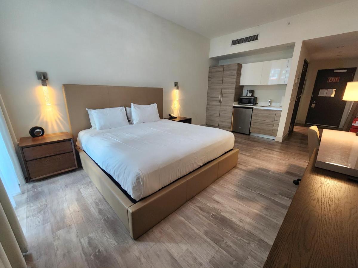 Hollywood Studios Condo Costa Kültér fotó