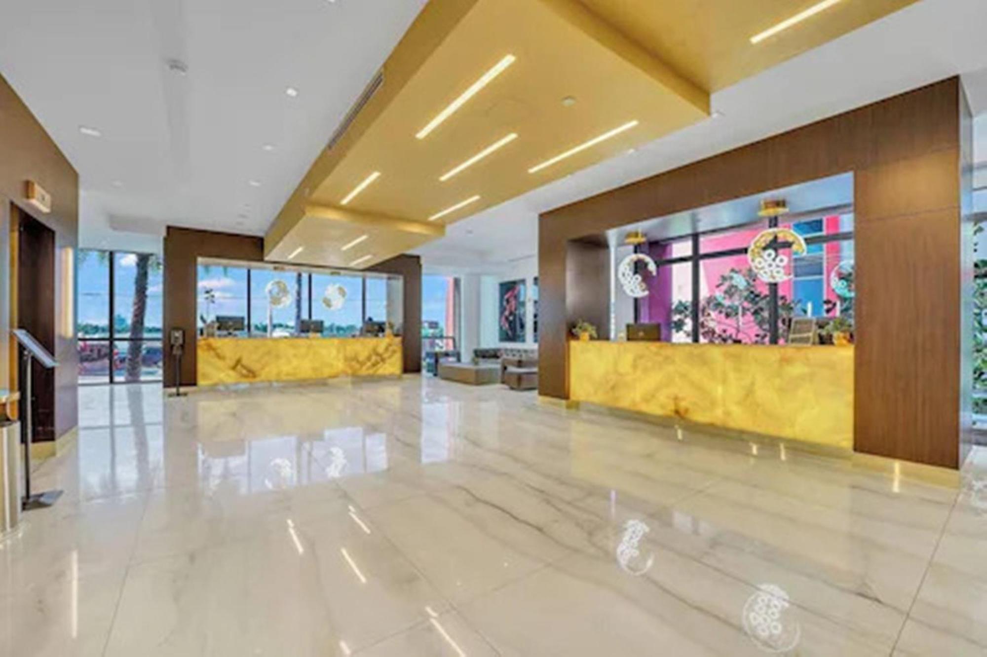 Hollywood Studios Condo Costa Kültér fotó